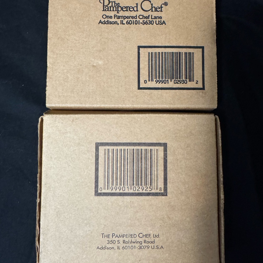 Pampered Chef Stoneware Cookie Molds - Picture 2 of 2